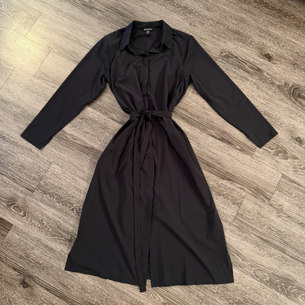 Athleta Urbanite Dress